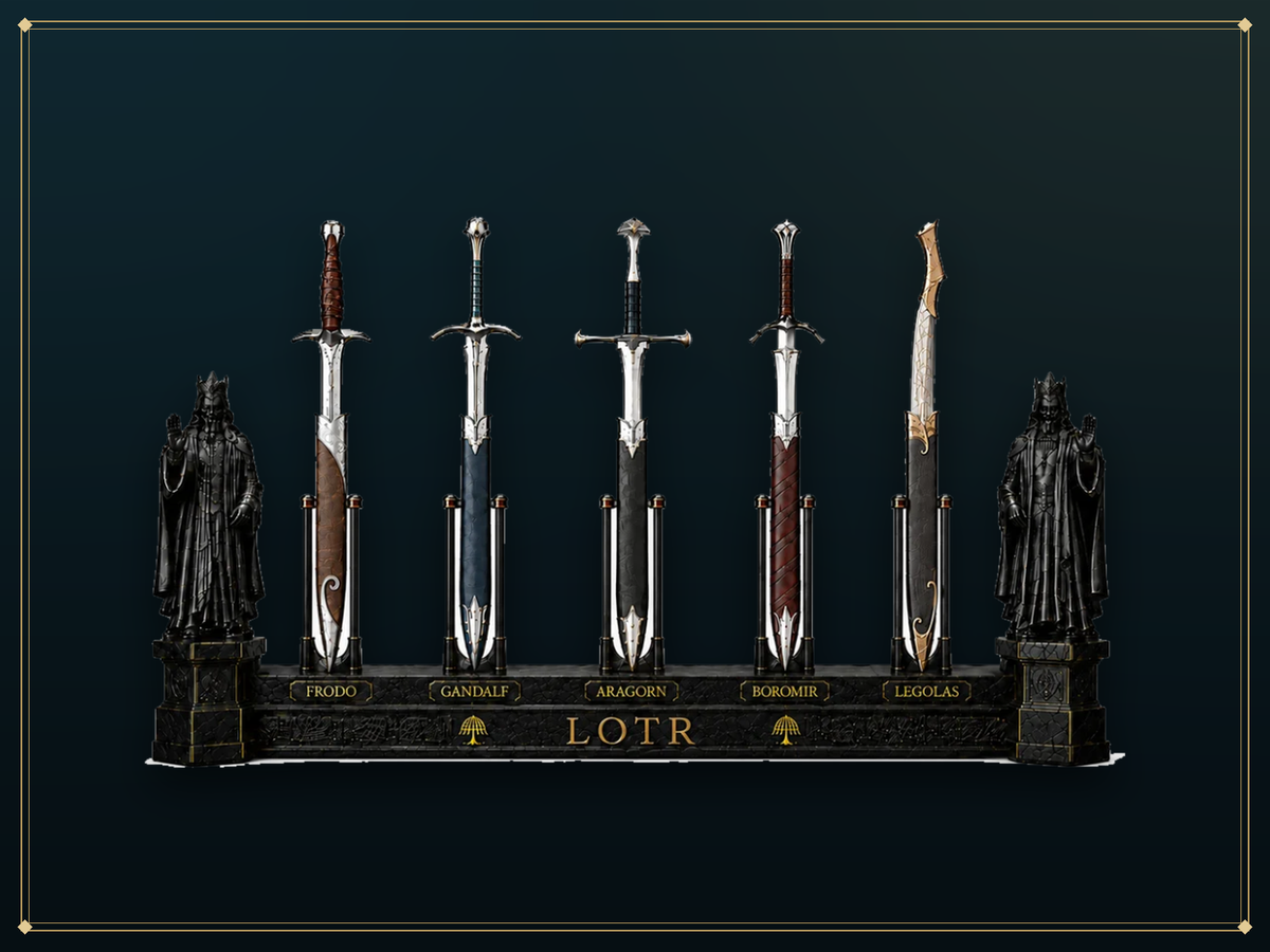Iron Vow Collector's Dagger Set & Display Stand